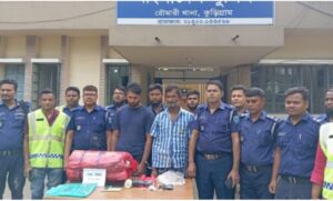 রৌমারীতে পুলিশের অভিযানে মাদক সম্রাট বাবা-ছেলেসহ গ্রেফতার।
